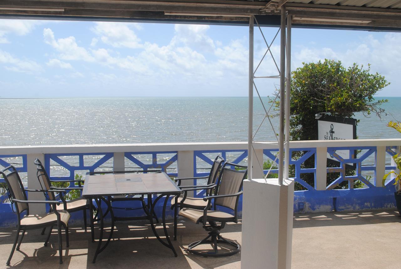 The Sea Front Inn Пунта-Горда Екстер'єр фото